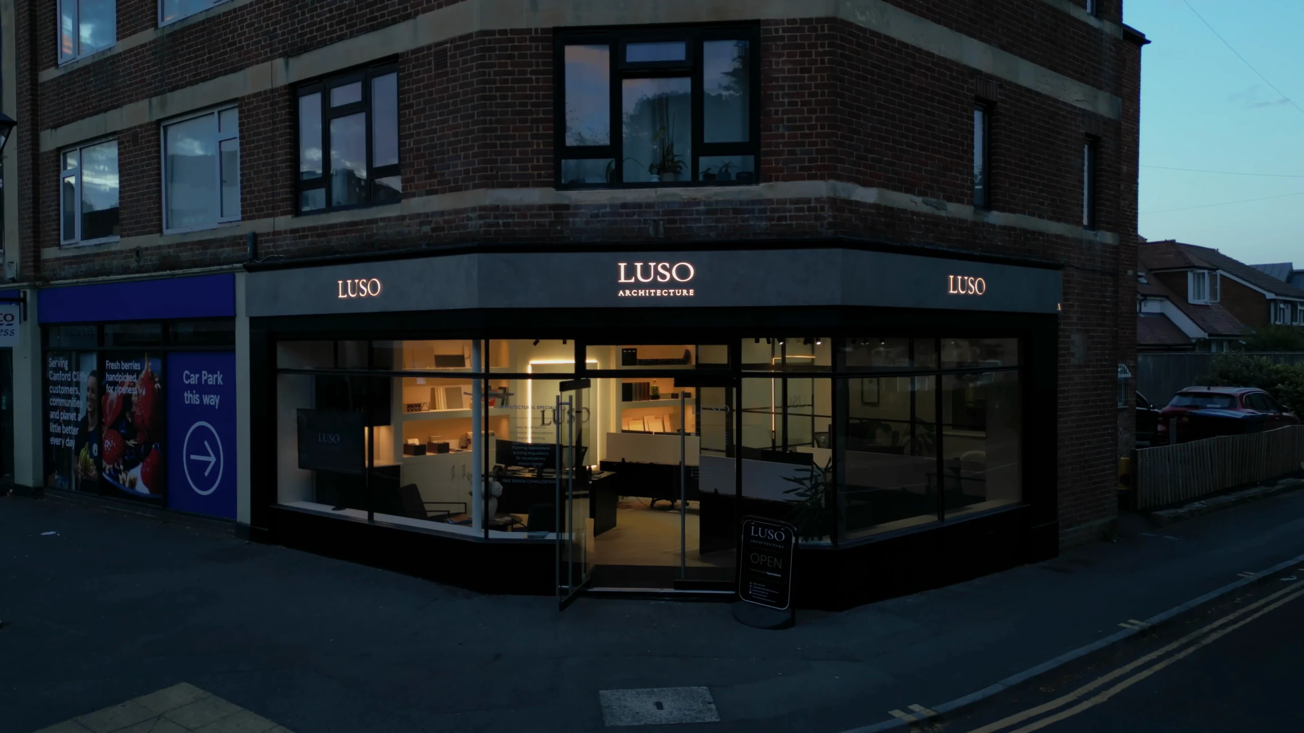 The LUSO Architecture studio on Haven Road, Canford Cliffs, at dusk